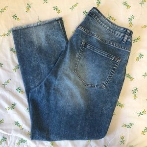 Bloomchic High Rise Denim| Straight leg jeans| size16